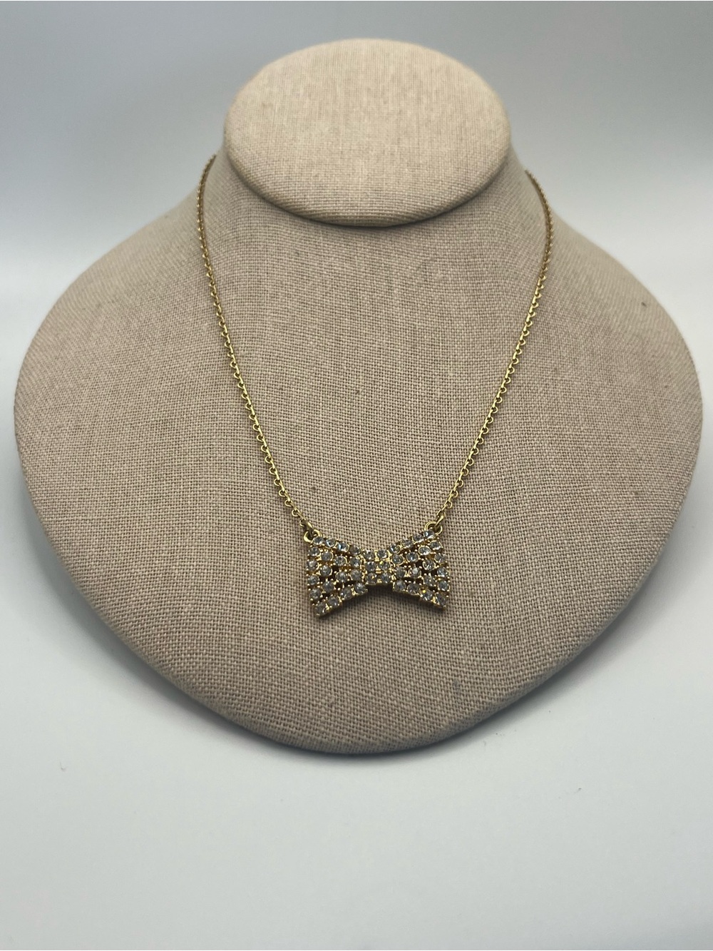 Kate Spade Gold And Rhinestone Bow Pendant Necklace - Elegant Women's Jewelry